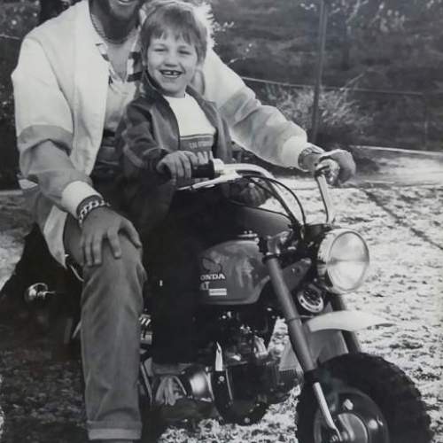 2026-02/1770716069_janne-lucas-persson-mini-motor-bike